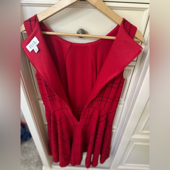 ELLE Red & Black A-Line Dress - Size 8 (No‎ Belt) - Picture 5 of 7